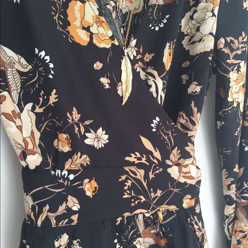 Boho Magpie Floral Top - Picture 3 of 6